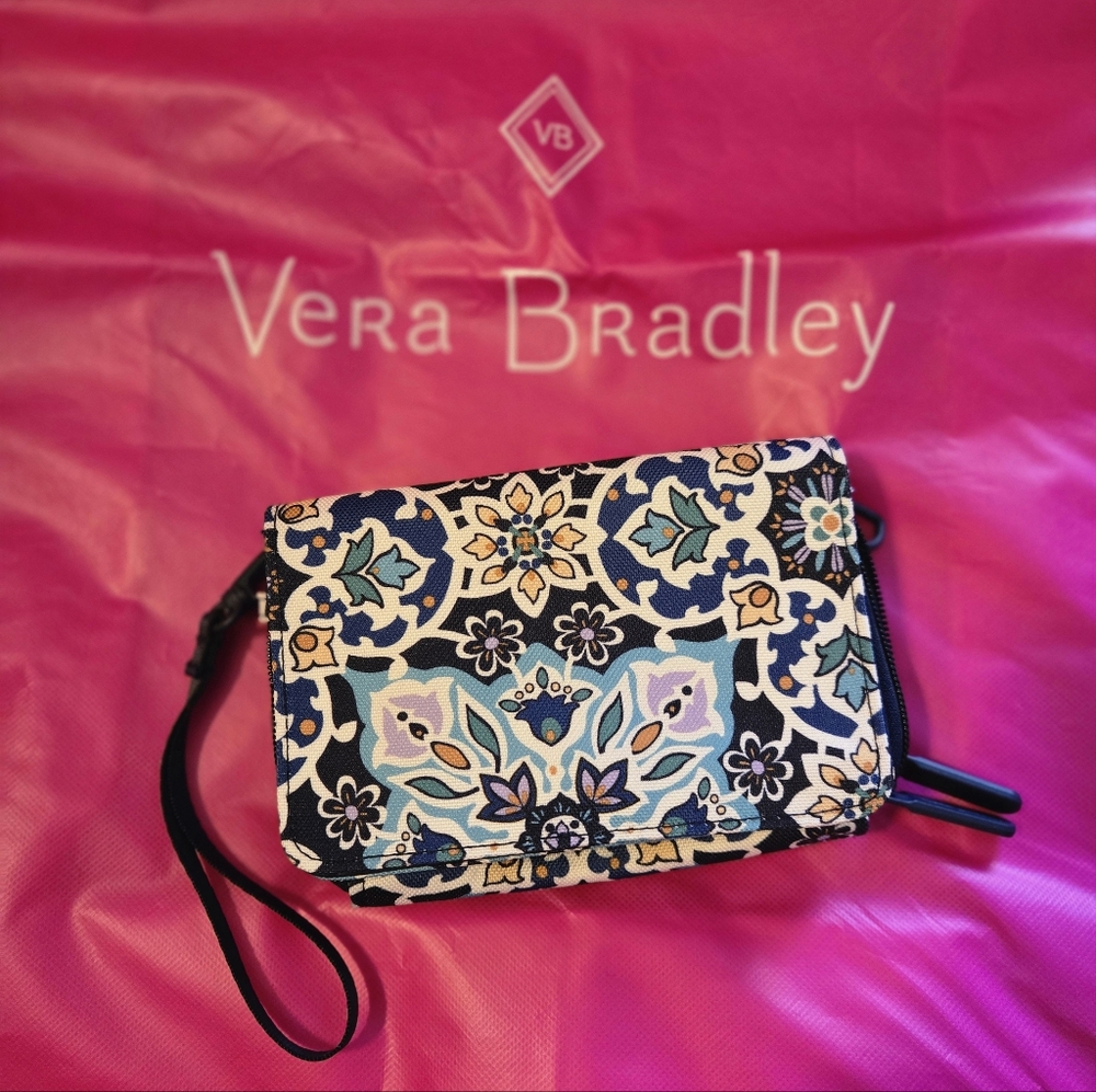 NWT Vera Bradley Three in One Crossbody Bag " Lisbon Medallion Cool Lighten Up"
